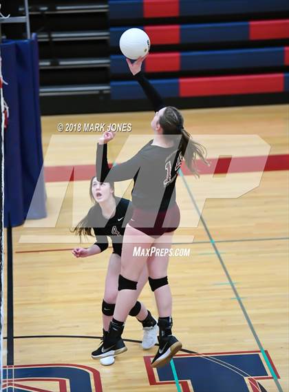 Thumbnail 1 in Salpointe Catholic vs. Marcos de Niza (AIA 4A Semifinal) photogallery.