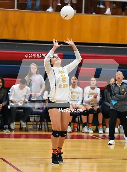 Thumbnail 2 in Salpointe Catholic vs. Marcos de Niza (AIA 4A Semifinal) photogallery.