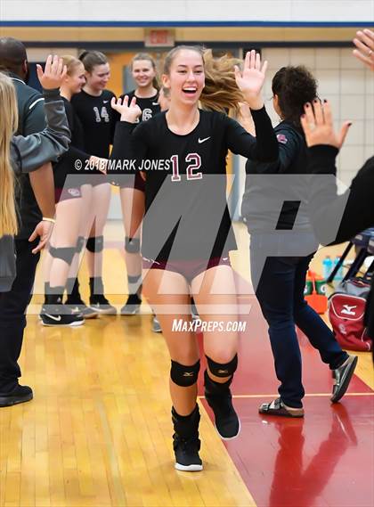 Thumbnail 3 in Salpointe Catholic vs. Marcos de Niza (AIA 4A Semifinal) photogallery.