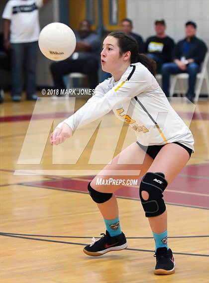 Thumbnail 2 in Salpointe Catholic vs. Marcos de Niza (AIA 4A Semifinal) photogallery.