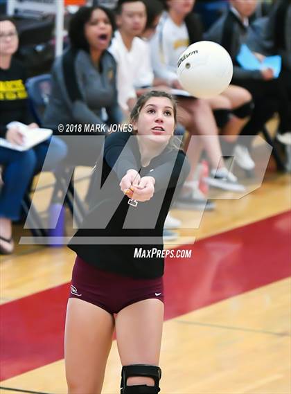 Thumbnail 1 in Salpointe Catholic vs. Marcos de Niza (AIA 4A Semifinal) photogallery.