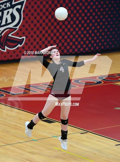 Thumbnail 3 in Salpointe Catholic vs. Marcos de Niza (AIA 4A Semifinal) photogallery.