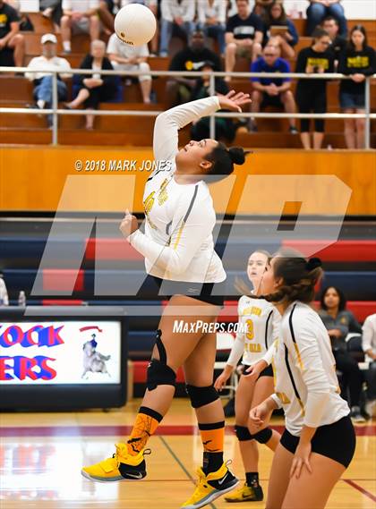 Thumbnail 2 in Salpointe Catholic vs. Marcos de Niza (AIA 4A Semifinal) photogallery.