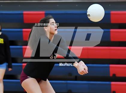 Thumbnail 2 in Salpointe Catholic vs. Marcos de Niza (AIA 4A Semifinal) photogallery.