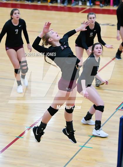 Thumbnail 1 in Salpointe Catholic vs. Marcos de Niza (AIA 4A Semifinal) photogallery.