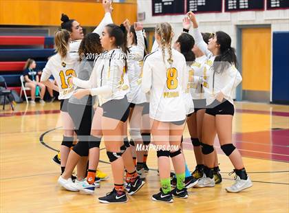 Thumbnail 2 in Salpointe Catholic vs. Marcos de Niza (AIA 4A Semifinal) photogallery.
