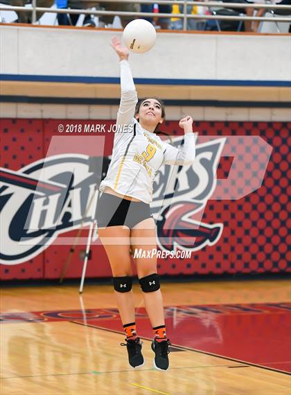 Thumbnail 2 in Salpointe Catholic vs. Marcos de Niza (AIA 4A Semifinal) photogallery.