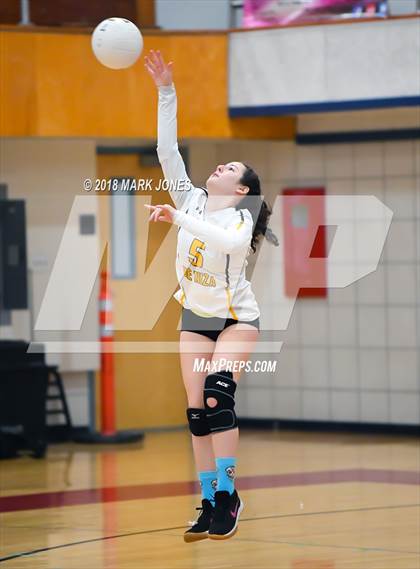 Thumbnail 3 in Salpointe Catholic vs. Marcos de Niza (AIA 4A Semifinal) photogallery.