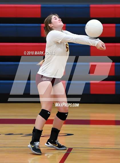 Thumbnail 2 in Salpointe Catholic vs. Marcos de Niza (AIA 4A Semifinal) photogallery.