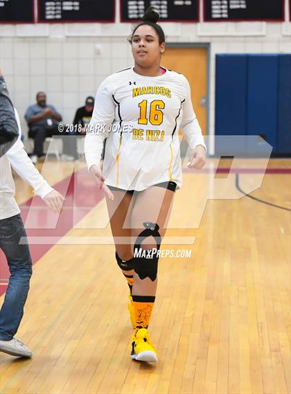 Thumbnail 3 in Salpointe Catholic vs. Marcos de Niza (AIA 4A Semifinal) photogallery.