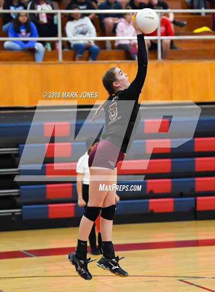 Thumbnail 1 in Salpointe Catholic vs. Marcos de Niza (AIA 4A Semifinal) photogallery.