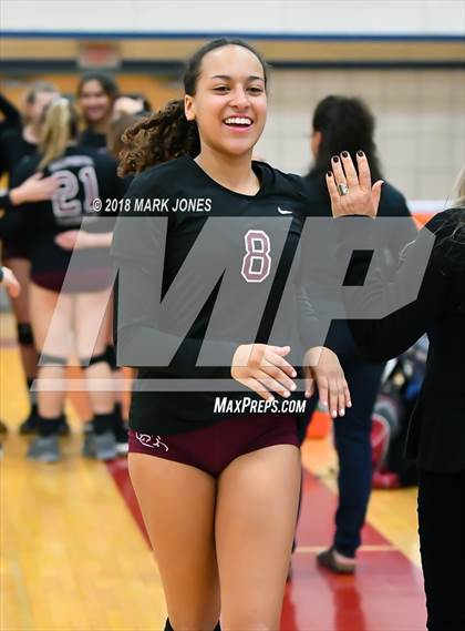 Thumbnail 1 in Salpointe Catholic vs. Marcos de Niza (AIA 4A Semifinal) photogallery.