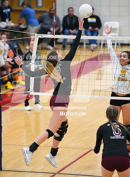Thumbnail 2 in Salpointe Catholic vs. Marcos de Niza (AIA 4A Semifinal) photogallery.