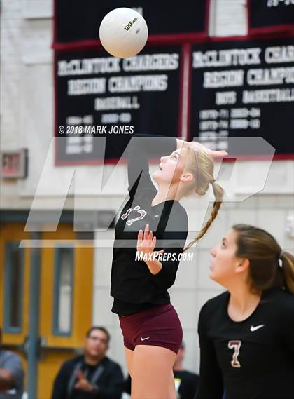 Thumbnail 2 in Salpointe Catholic vs. Marcos de Niza (AIA 4A Semifinal) photogallery.