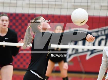 Thumbnail 3 in Salpointe Catholic vs. Marcos de Niza (AIA 4A Semifinal) photogallery.