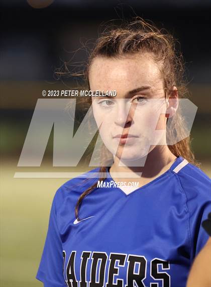 Thumbnail 2 in Dover-Sherborn vs. Hanover (MIAA Division 3 Semifinal) photogallery.