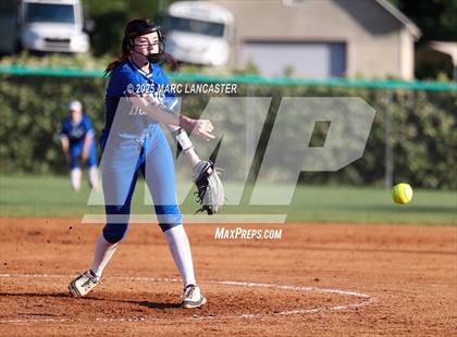 Thumbnail 3 in McDowell @ Weddington (NCHSAA 4A Round 3) photogallery.
