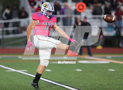 Thumbnail 1 in Half Hollow Hills East @ West Islip photogallery.