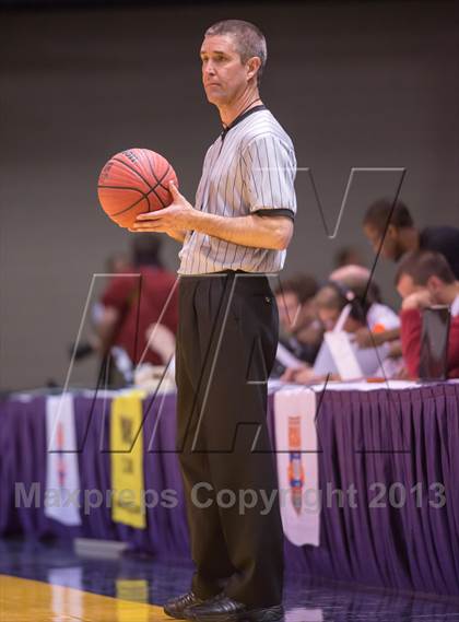 Thumbnail 3 in Cuthbertson vs Shelby (NCHSAA 2A Western Regional Final) photogallery.