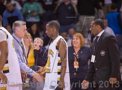 Thumbnail 2 in Cuthbertson vs Shelby (NCHSAA 2A Western Regional Final) photogallery.