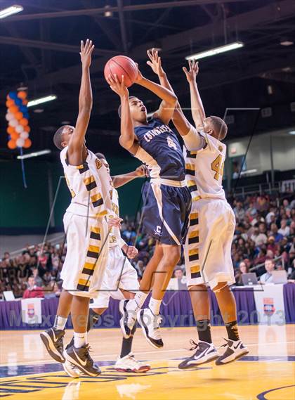 Thumbnail 3 in Cuthbertson vs Shelby (NCHSAA 2A Western Regional Final) photogallery.