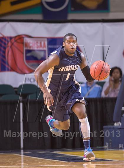 Thumbnail 2 in Cuthbertson vs Shelby (NCHSAA 2A Western Regional Final) photogallery.