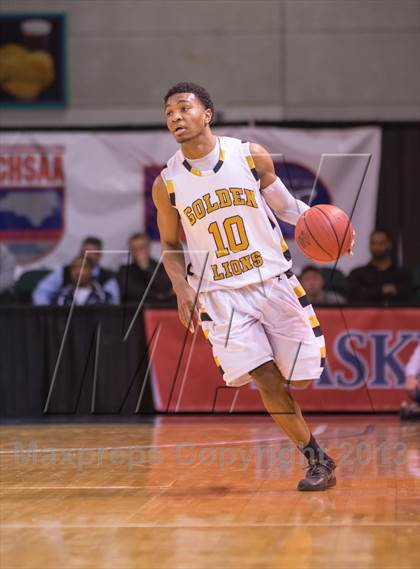 Thumbnail 1 in Cuthbertson vs Shelby (NCHSAA 2A Western Regional Final) photogallery.