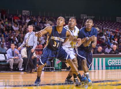 Thumbnail 3 in Cuthbertson vs Shelby (NCHSAA 2A Western Regional Final) photogallery.