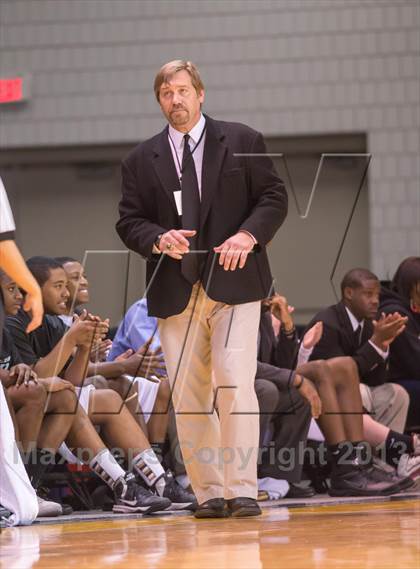 Thumbnail 3 in Cuthbertson vs Shelby (NCHSAA 2A Western Regional Final) photogallery.