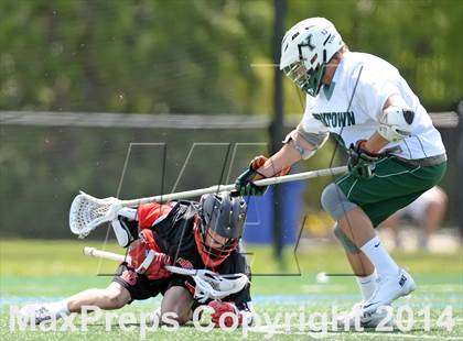 Thumbnail 2 in Yorktown vs. Jamesville-DeWitt (NYSPHSAA Class B Final) photogallery.