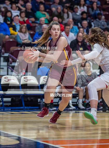 Thumbnail 1 in Cromwell vs. Sheehan (CIAC Class M Final) photogallery.