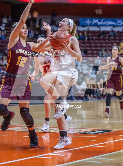 Thumbnail 1 in Cromwell vs. Sheehan (CIAC Class M Final) photogallery.