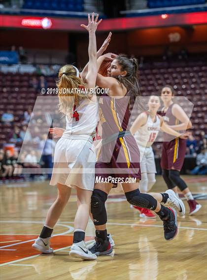 Thumbnail 1 in Cromwell vs. Sheehan (CIAC Class M Final) photogallery.