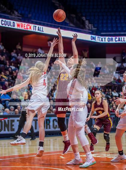 Thumbnail 3 in Cromwell vs. Sheehan (CIAC Class M Final) photogallery.