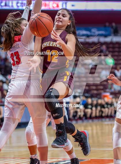 Thumbnail 1 in Cromwell vs. Sheehan (CIAC Class M Final) photogallery.