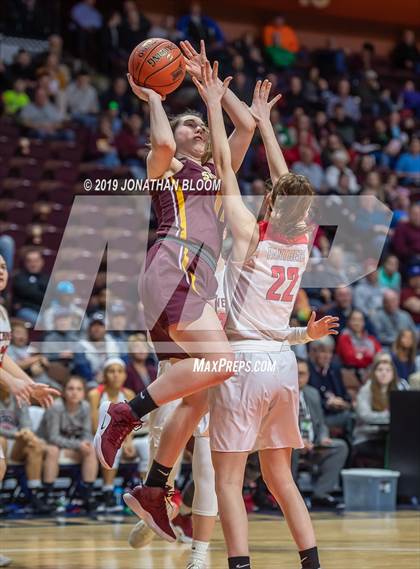 Thumbnail 3 in Cromwell vs. Sheehan (CIAC Class M Final) photogallery.