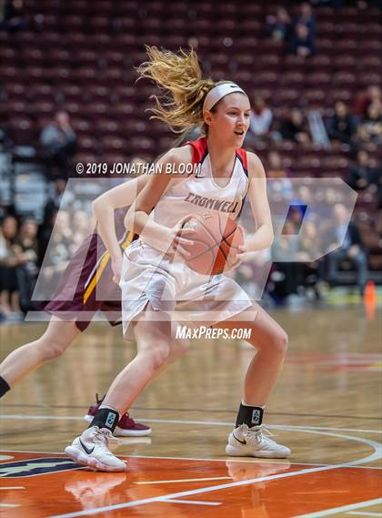 Thumbnail 3 in Cromwell vs. Sheehan (CIAC Class M Final) photogallery.