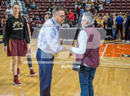 Thumbnail 1 in Cromwell vs. Sheehan (CIAC Class M Final) photogallery.