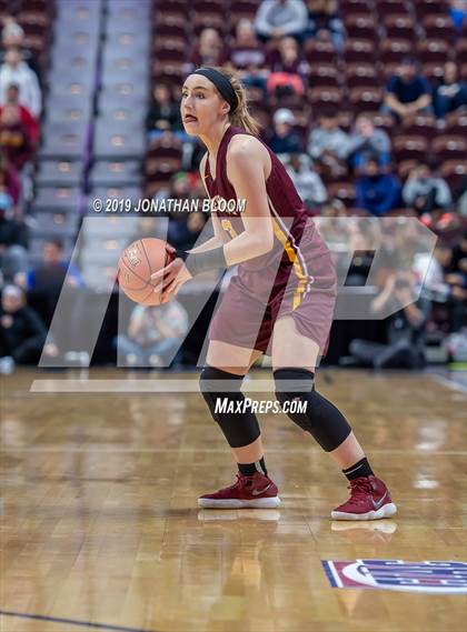 Thumbnail 3 in Cromwell vs. Sheehan (CIAC Class M Final) photogallery.