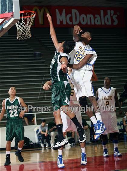 Thumbnail 1 in Pasadena vs Channel View (McDonalds Texas Invitational) photogallery.
