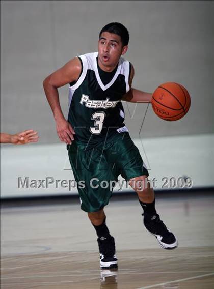 Thumbnail 2 in Pasadena vs Channel View (McDonalds Texas Invitational) photogallery.