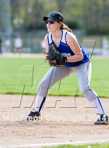 Thumbnail 3 in Farmington @ Hall photogallery.