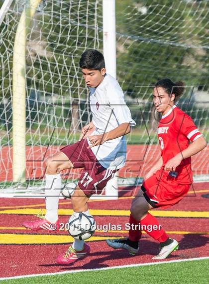 Thumbnail 2 in San Lorenzo vs. Kennedy-Richmond (NCS Division 2 Playoff) photogallery.