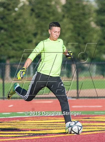 Thumbnail 3 in San Lorenzo vs. Kennedy-Richmond (NCS Division 2 Playoff) photogallery.