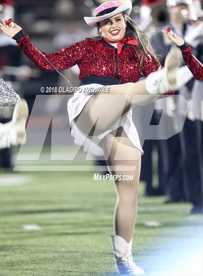 Thumbnail 3 in Lee @ Rockwall photogallery.