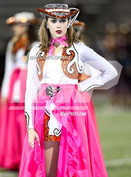 Thumbnail 2 in Lee @ Rockwall photogallery.