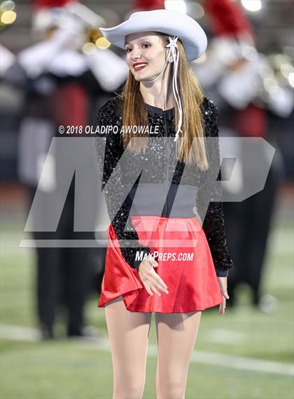 Thumbnail 3 in Lee @ Rockwall photogallery.