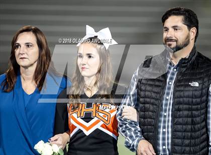 Thumbnail 2 in Lee @ Rockwall photogallery.