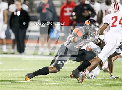 Thumbnail 3 in Lee @ Rockwall photogallery.