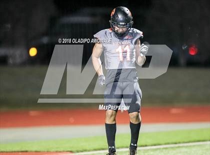 Thumbnail 2 in Lee @ Rockwall photogallery.